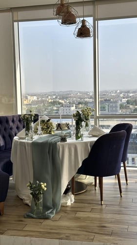 تنسيق طاولة مناسبة سبيشال