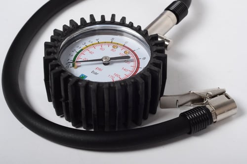 CAMEL TYRE PRESSURE GAUGE- عيار هواء اطارات