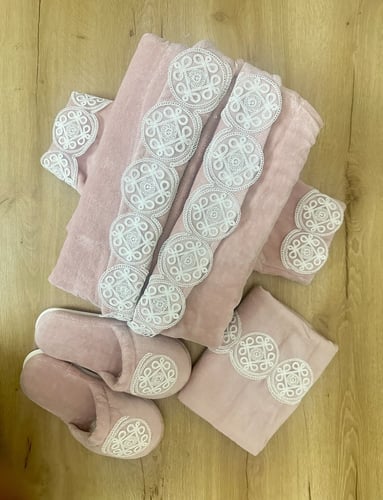Yasmin | Cotton lace bath set