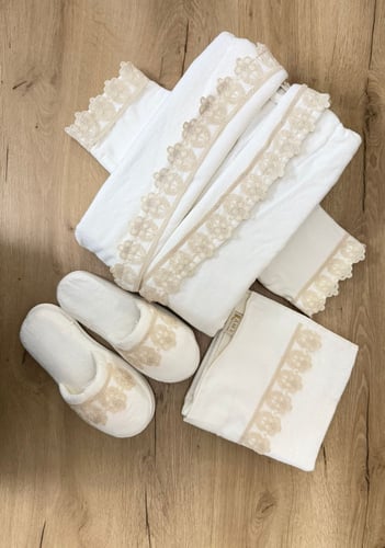 Nadine | Cotton lace bathrobe set bride