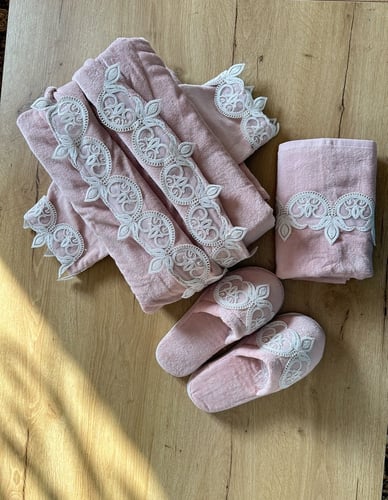 فلورايا | طقم روب استحمام قطن دانتيل