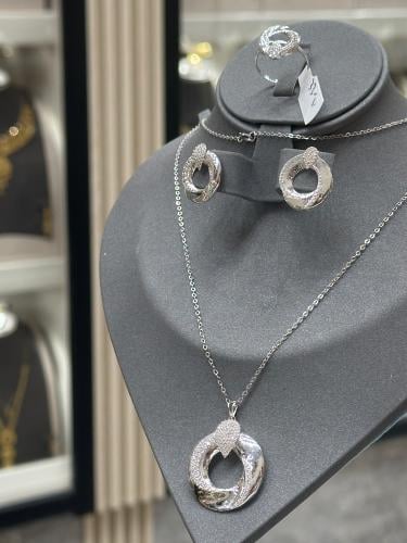هاف ست ايطالي 18k