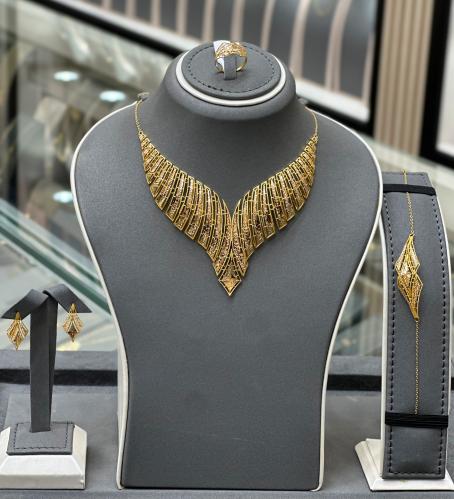 طقم بحريني 21k