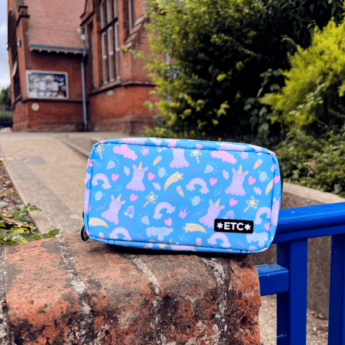 حقيبة معزولة لحفظ الانسولين ومستلزمات السكري +جل ت...