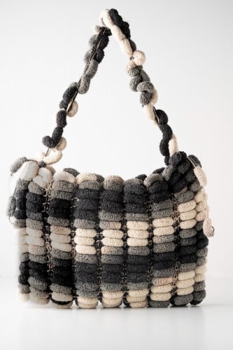 شنطة نسائية مصنوع بالكروشيه