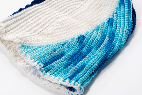 طاقية ( ايس كاب ) بالكروشيه موديل 4