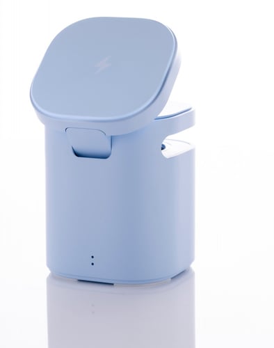 شاحن لاسلكي ومكبر صوت