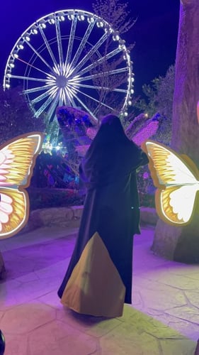 butterfly عباية