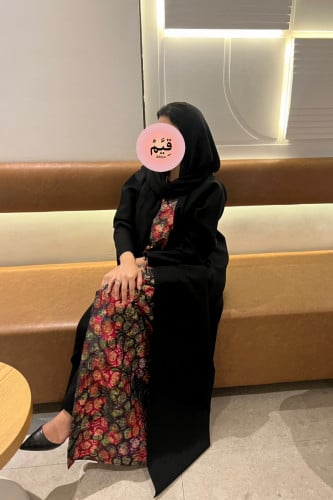 عباية فوشيا