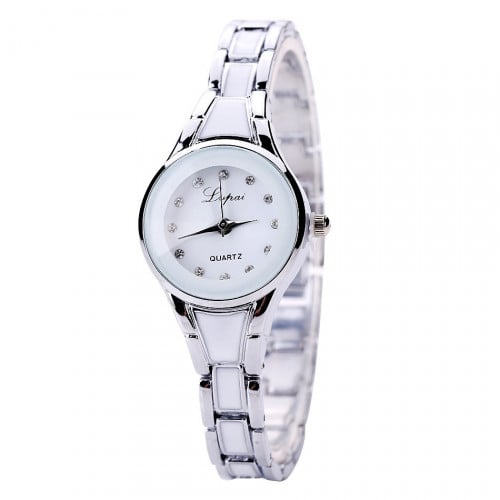 ساعة نسائية بحزام ستانلس ستيل بتصميم انيق و ناعم ب...