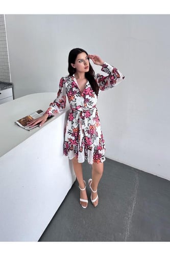 فستان نسائي قصير بتفاصيل الأزهار أكمام طويلة مع حز...