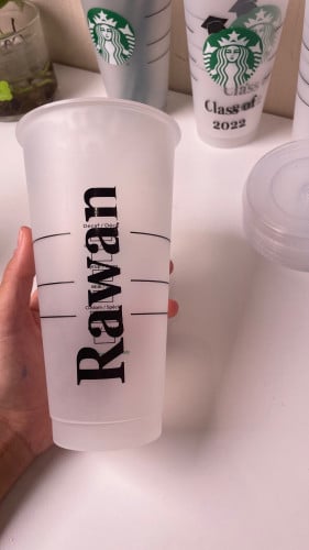 كتابه اسم على اي كوب زجاجي او ستاربكس ( كتابه فقط...