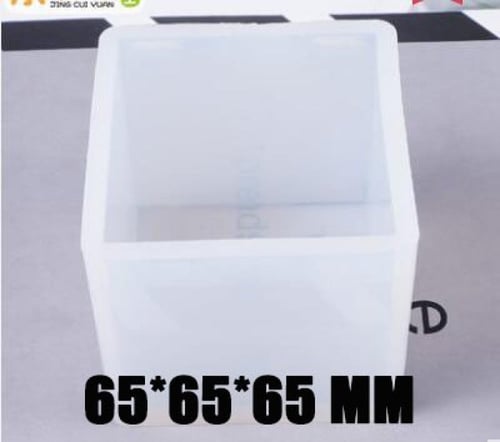 قالب سيليكون شكل هرم