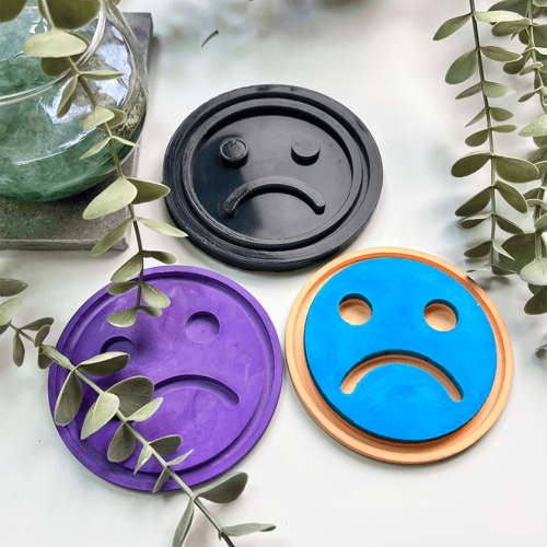 قالب الوجه الحزين من السيليكون مقاس 10*10 سم