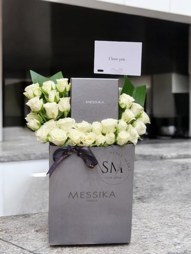 ورد بيبي جوري الابيض تنسيق داخل الملحقات