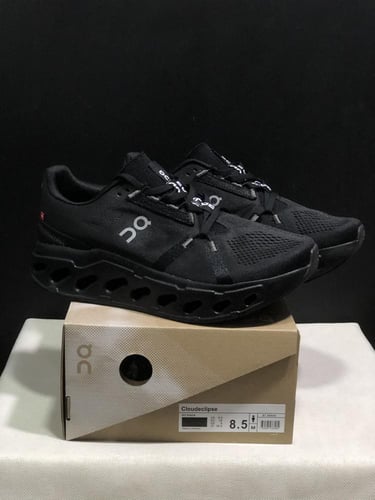 حذاء اون راننج on running cloudclipse