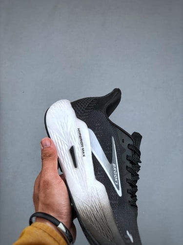 حذاء بروكس هايبرون ماكس Brooks Hyperion Max 2