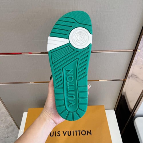 صندل لويس فيتون