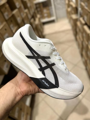 حذاء اسيكس Metaspeed Sky