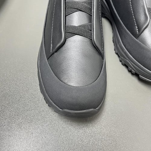 حذاء رجالي زينيا تربيل ستيتش مونتي جلد أسود