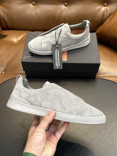 حذاء رجالي زينيا تربيل ستيتش جلد شامواه رمادي