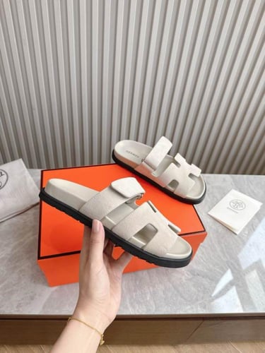 صندل هيرمز شايبر للجنسين