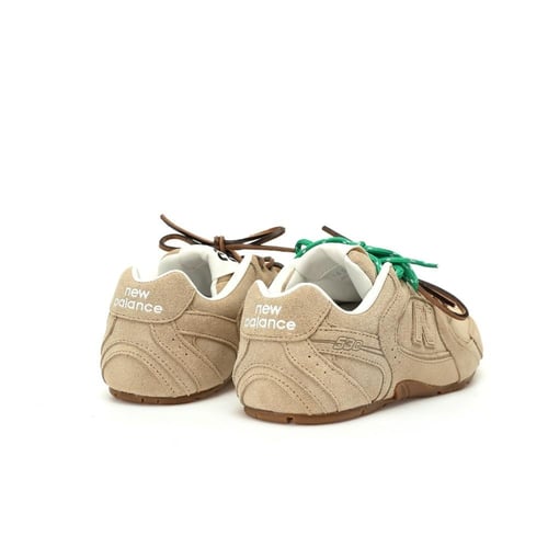 نيو بالانس 530 miu miu