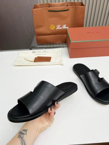 صندل لوروبيانا رجالي