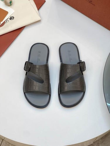 صندل لوروبيانا رجالي