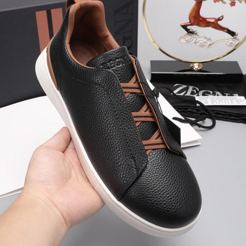 حذاء زينيا تريبل ستيتش أسود في بني