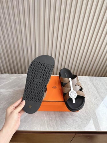 صندل هيرمز كازمير رجالي بني