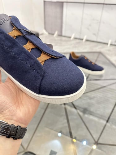 حذاء رجالي زينيا تربيل ستيتش جلد شامواه كحلي