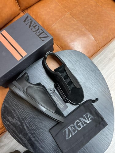 حذاء رجالي زينيا تربيل ستيتش جلد شامواه اسود