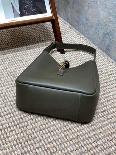 شنطة نسائية