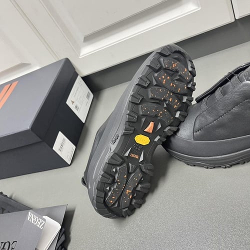 حذاء رجالي زينيا تربيل ستيتش مونتي جلد أسود