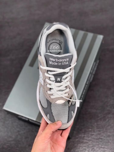 نيو بالانس 993