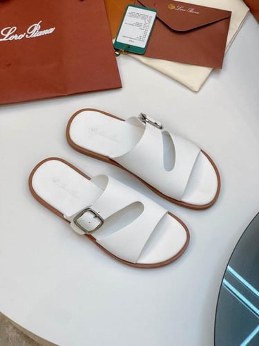 صندل لوروبيانا رجالي