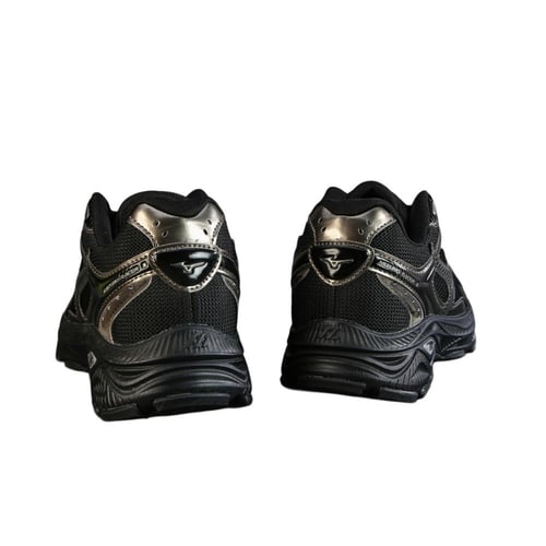 حذاء ميزونو Mizuno