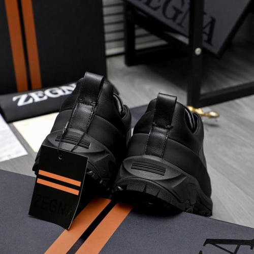 حذاء رجالي زينيا تربيل ستيتش مونتي جلد أسود