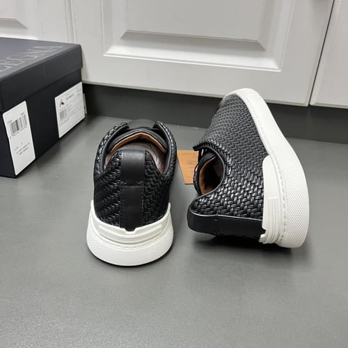 حذاء رجالي زينيا تربيل ستيتش جلد أسود