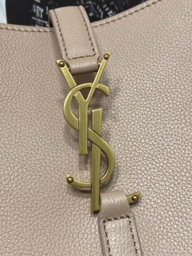 شنطة نسائية