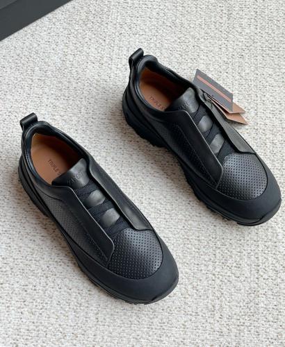 حذاء رجالي زينيا تربيل ستيتش مونتي جلد أسود