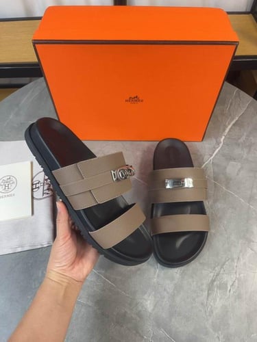 صندل هيرمز جاكسون رجالي بني فاتح