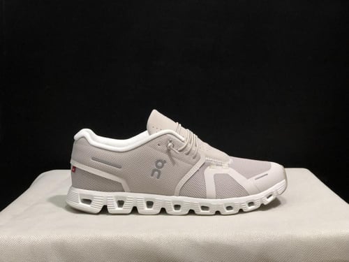 حذاء اون راننج on running cloud 5X