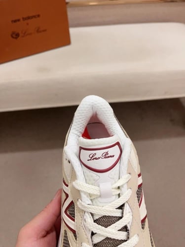 نيوبالانس Loro Piana