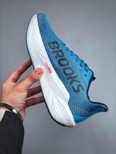 حذاء بروكس هايبرون ماكس Brooks Hyperion Max 2