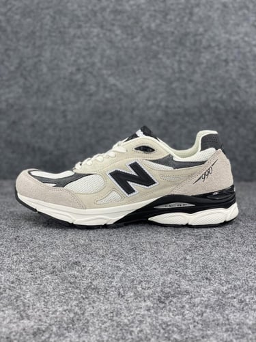 نيو بالانس 990