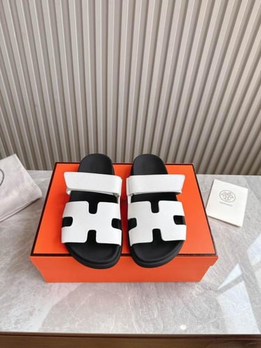 صندل هيرمز شايبر للجنسين