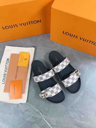 صندل لويس فيتون