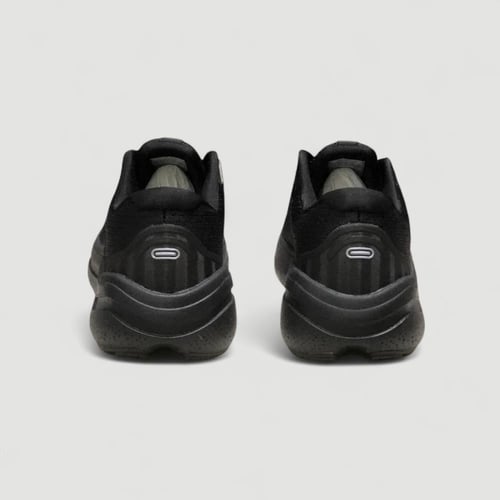 حذاء بروكس جوست ماكس Brooks Ghost Max 2 اسود غامق...